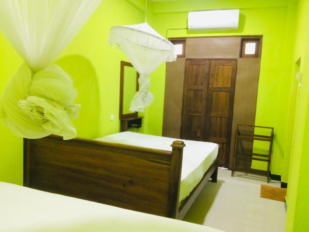 Ambel Homestay Anuradhapura Ruang foto